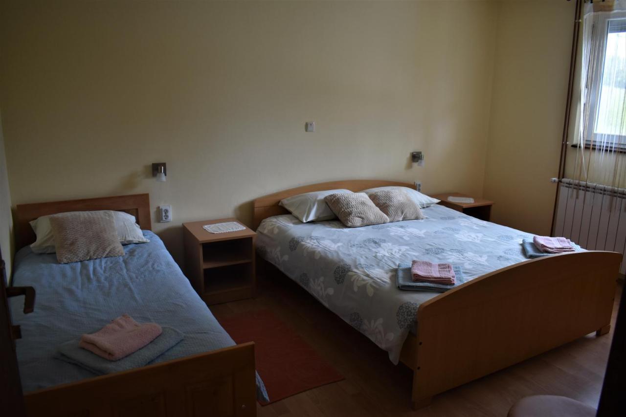Apartments Sabljak Раковица Экстерьер фото