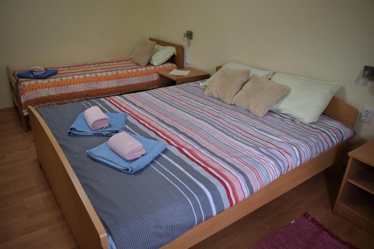 Apartments Sabljak Раковица Экстерьер фото