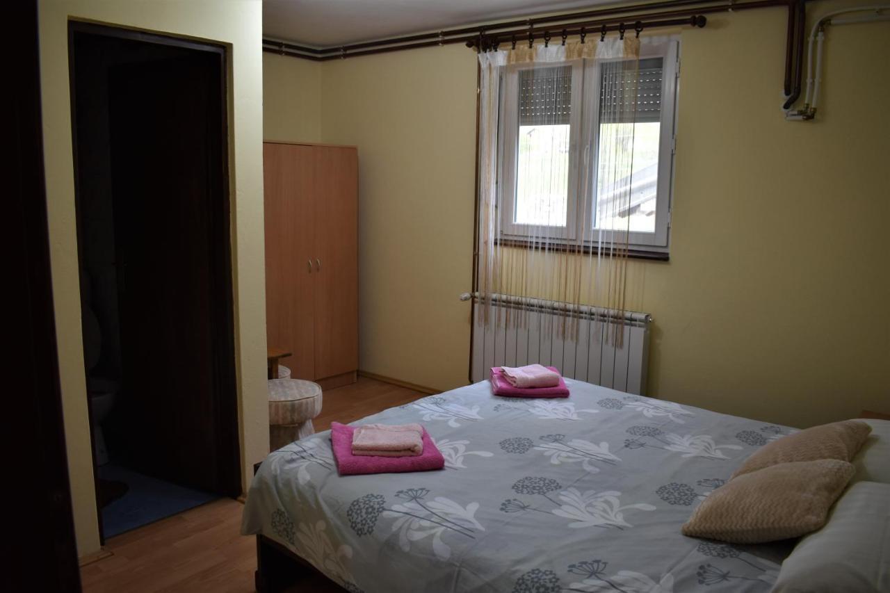 Apartments Sabljak Раковица Экстерьер фото