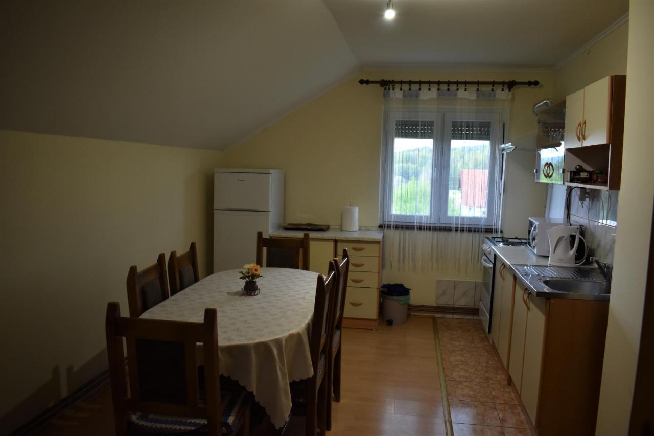 Apartments Sabljak Раковица Экстерьер фото