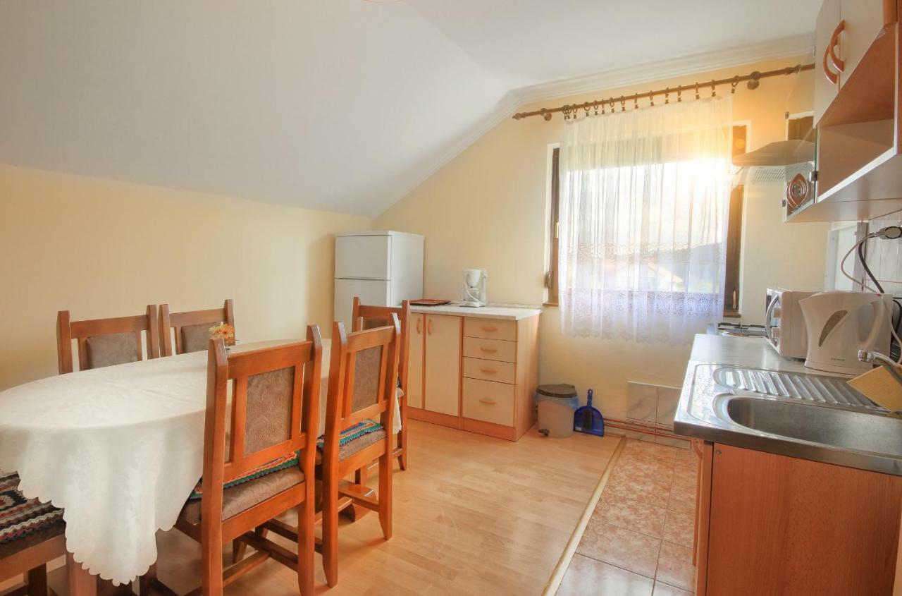 Apartments Sabljak Раковица Экстерьер фото