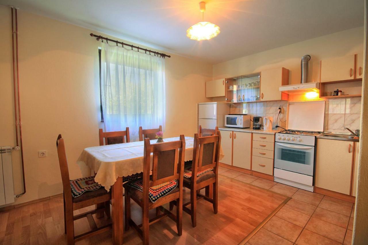 Apartments Sabljak Раковица Экстерьер фото