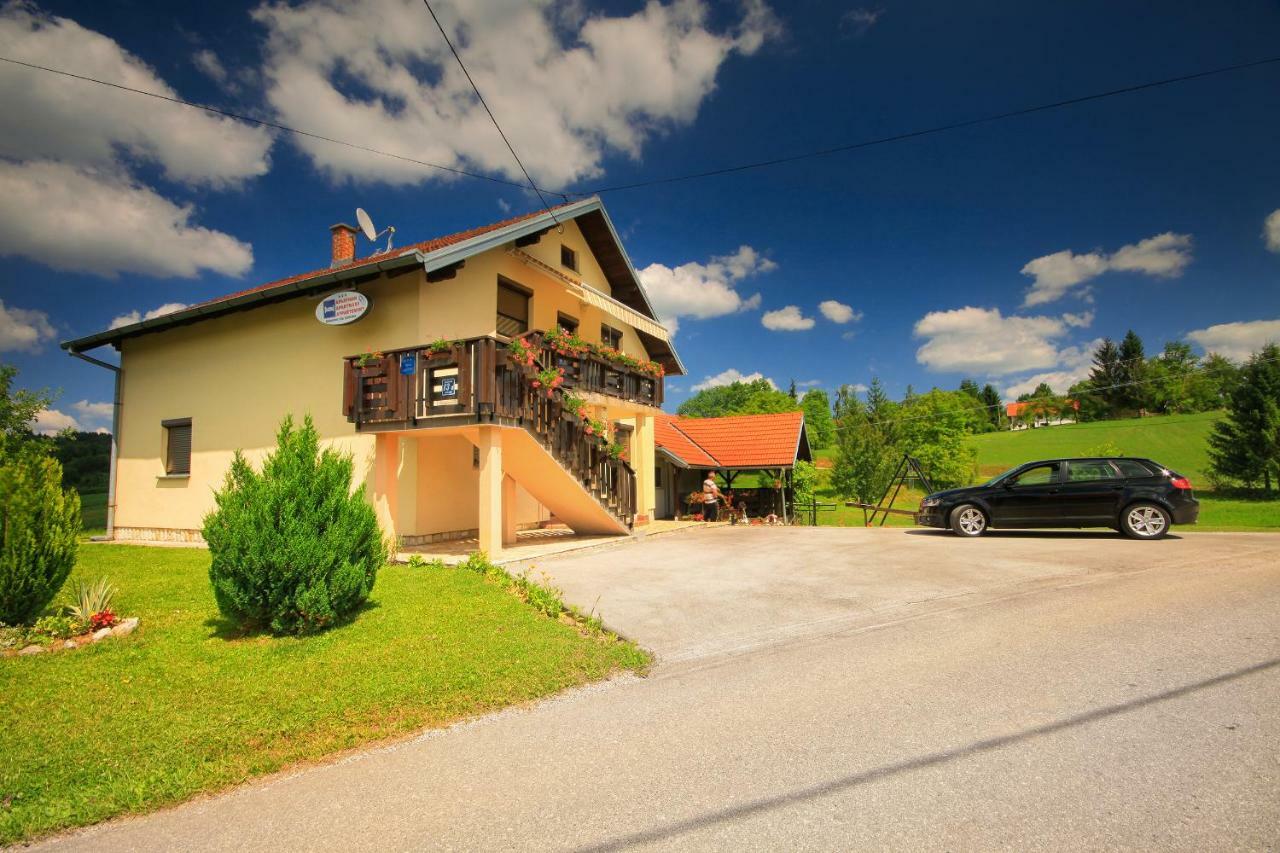 Apartments Sabljak Раковица Экстерьер фото